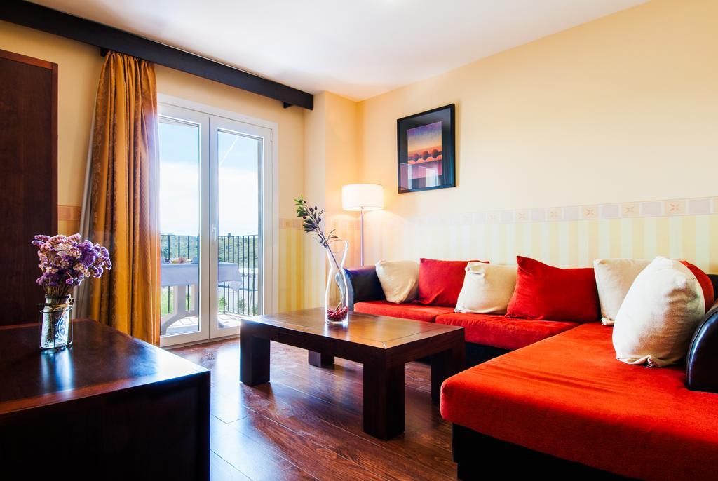La Cava Hotel Cabanes  Ngoại thất bức ảnh