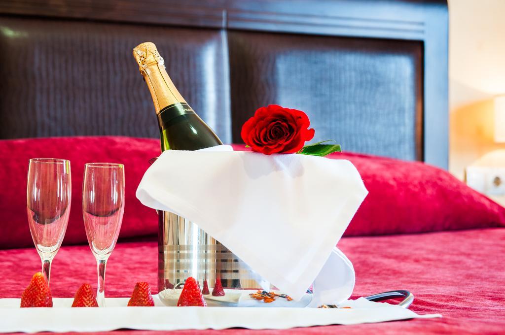 La Cava Hotel Cabanes  Ngoại thất bức ảnh
